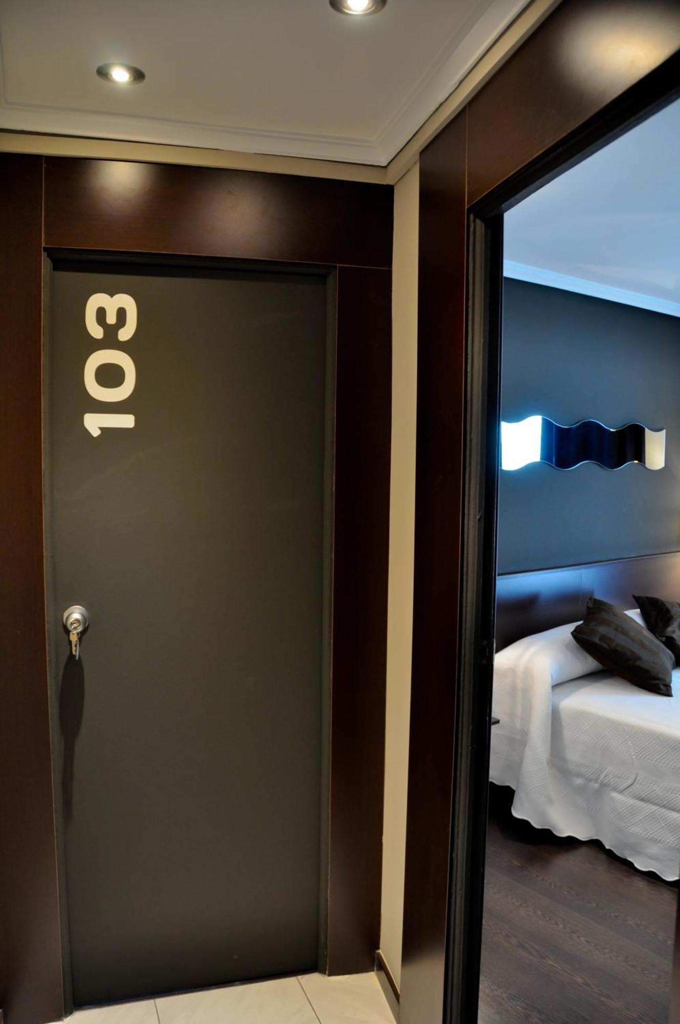 Hostal La Rotonda Ourense Dış mekan fotoğraf