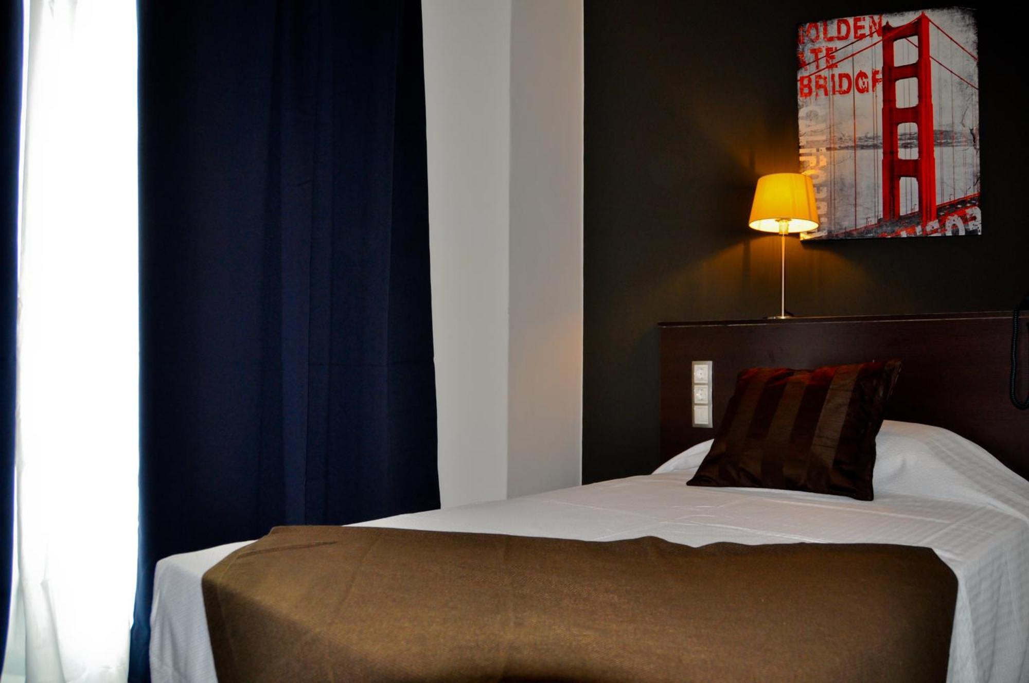 Hostal La Rotonda Ourense Dış mekan fotoğraf
